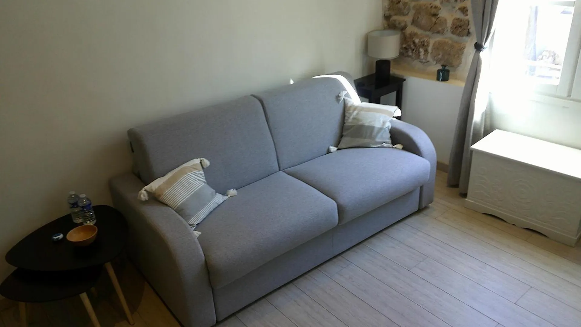 Adorable Studio Vieil Antibes Apartman