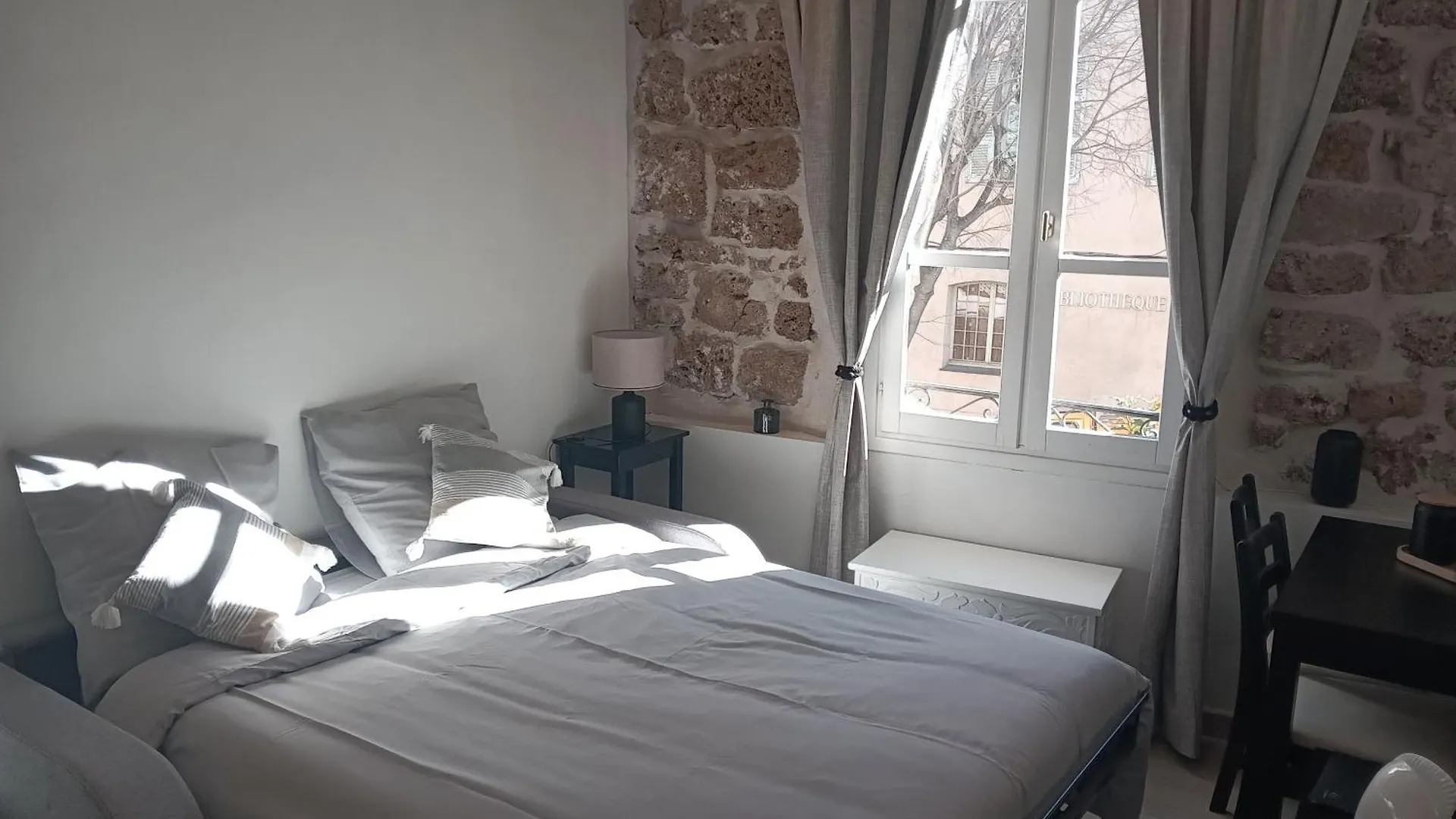 Adorable Studio Vieil Antibes 0*,  France